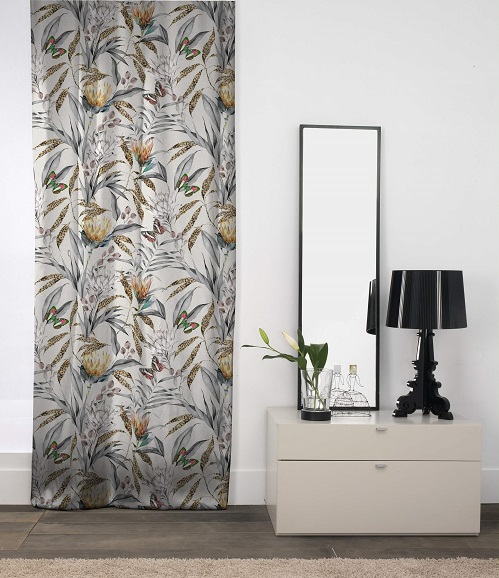 Out Of Africa Alika Winter Printed Cotton Fabric (280cm Wide)